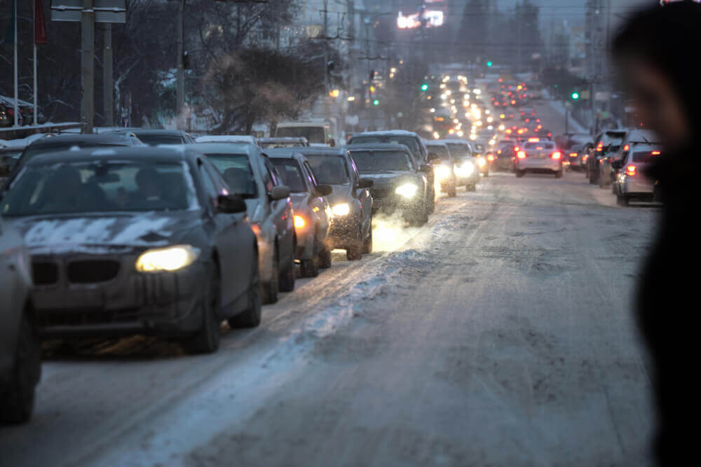 discover shocking winter driving safety statistics that affect fleets