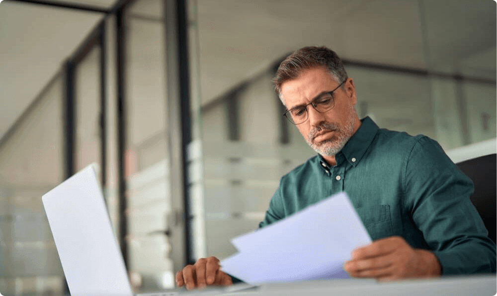 image-of-man-reviewing-mvrs-for-employment image-of-man-reviewing-mvrs-for-employment