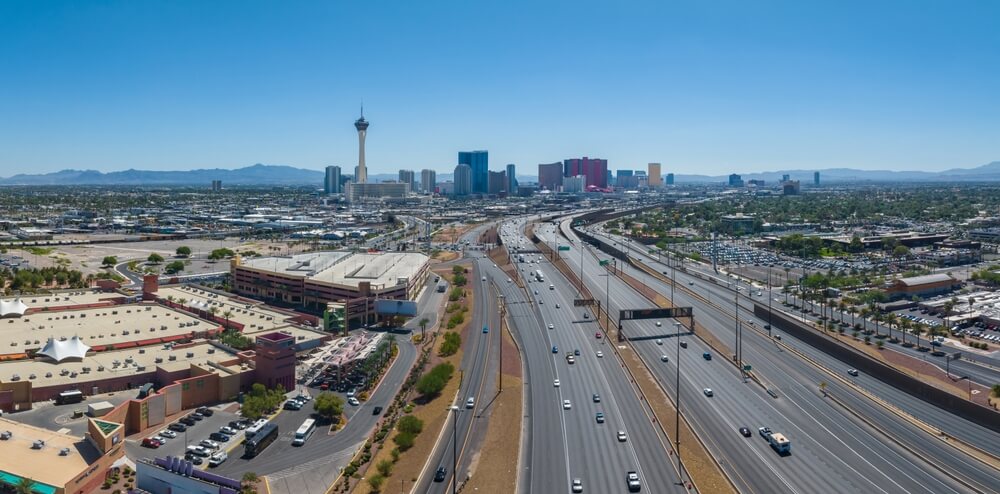 Image of Las Vegas roadway to highlight captives risk management of fleets